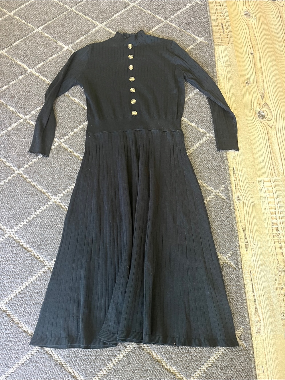 The Middle Black Long-Sleeve Midi Dress